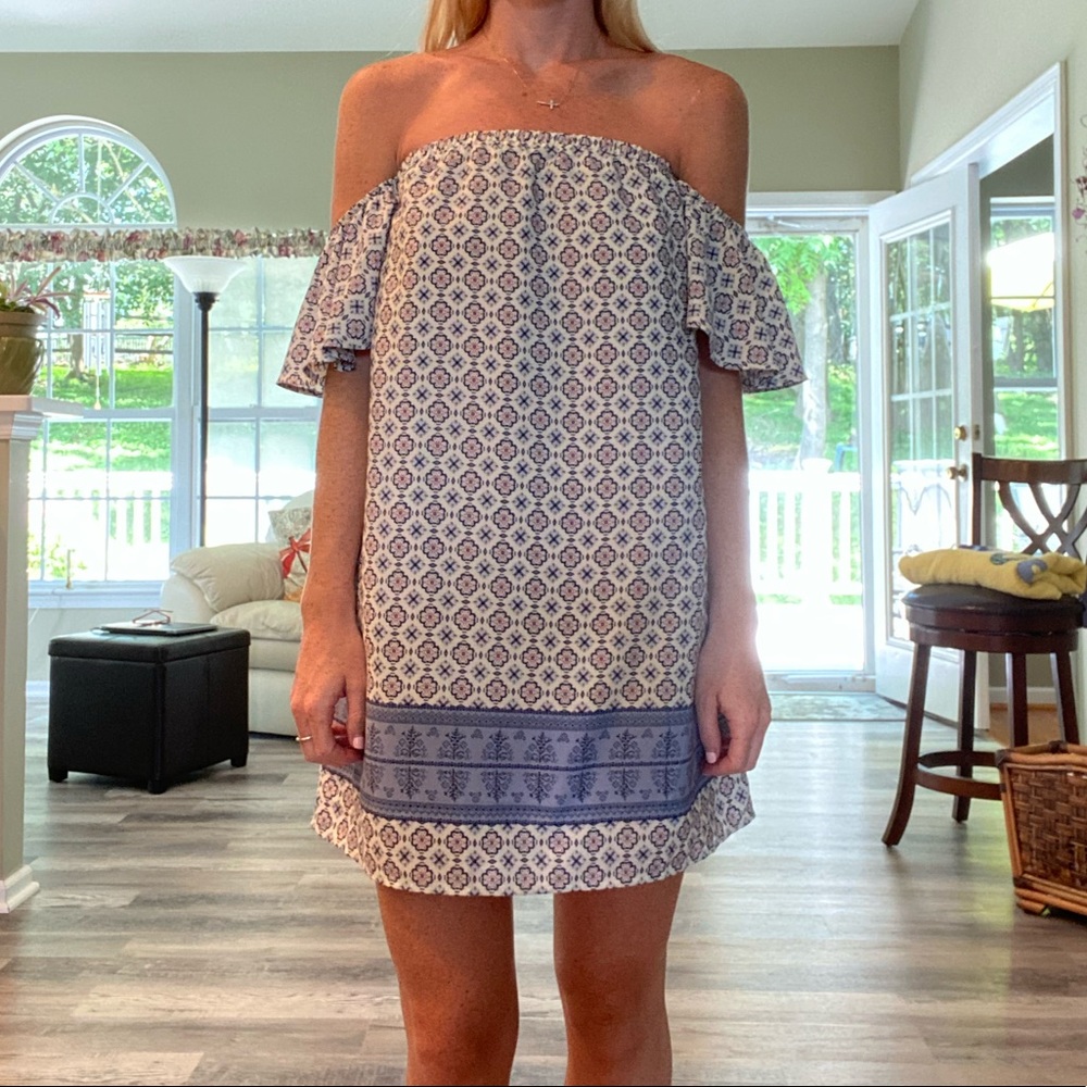 Forever 21 off the shoulder patterned dress